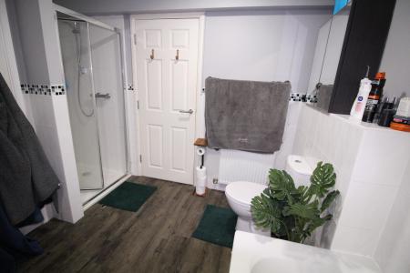 Jack & Jill Bathroom