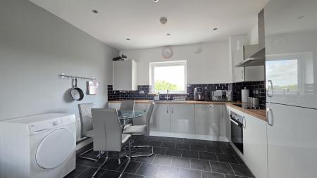 Kitchen/Living/Diner