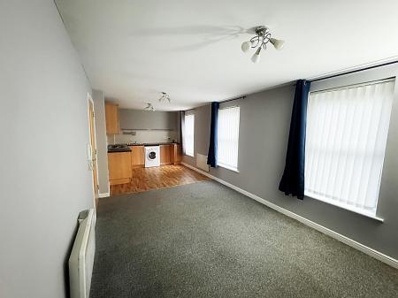 Open Plan Lounge & Kitchen