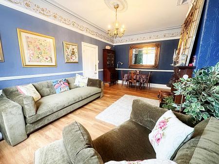 Dining/Family Room