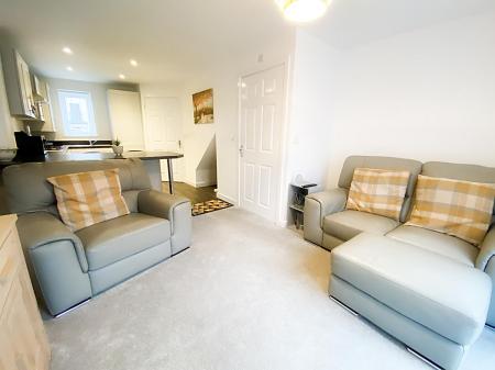 Lounge/Kitchen