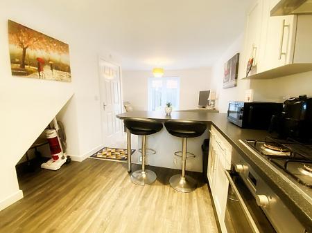 Lounge/Kitchen