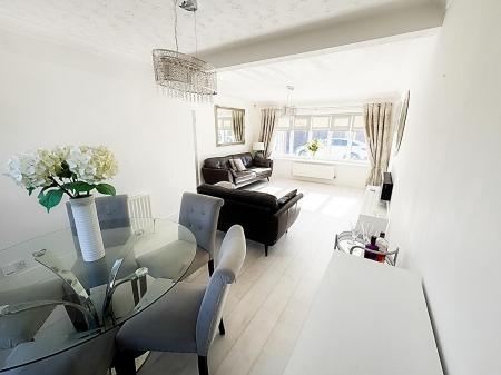 Lounge/Diner