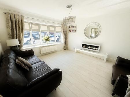Lounge/Diner
