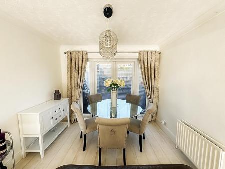 Lounge/Diner
