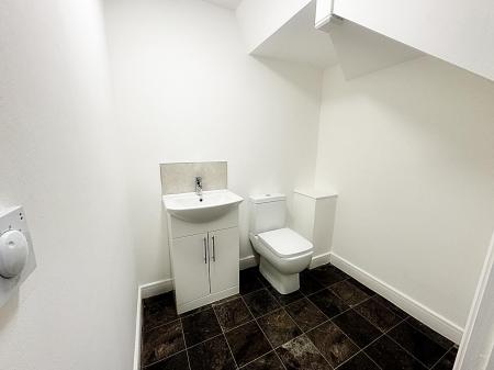 Cloakroom/WC