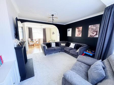Lounge & Dining Room
