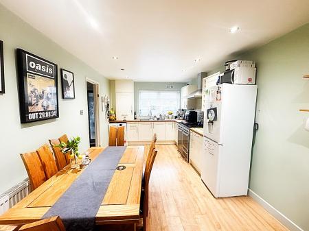 Kitchen/Dinner