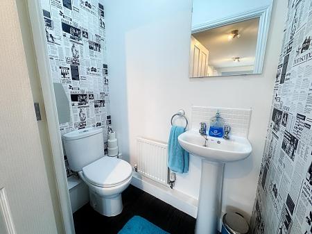 Cloakroom WC