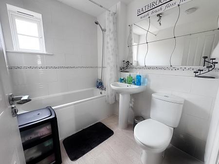 Principal Bathroom