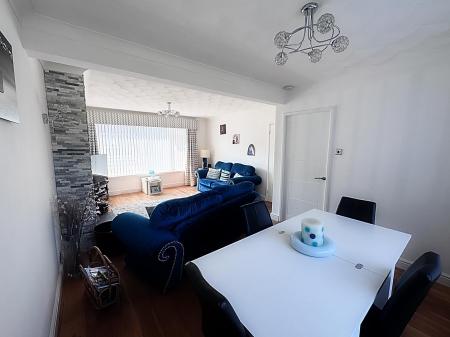 Lounge/Diner