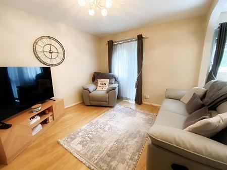 Lounge/ Dining Room
