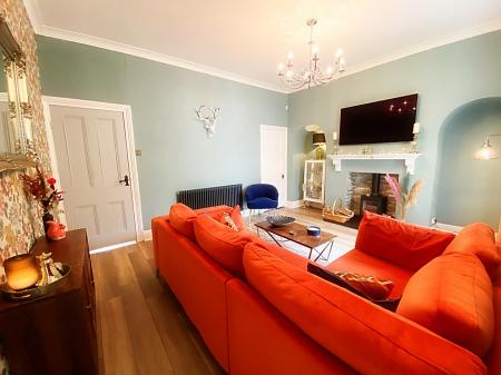 Sitting/Dining Room