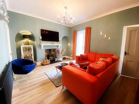 Sitting/Dining Room