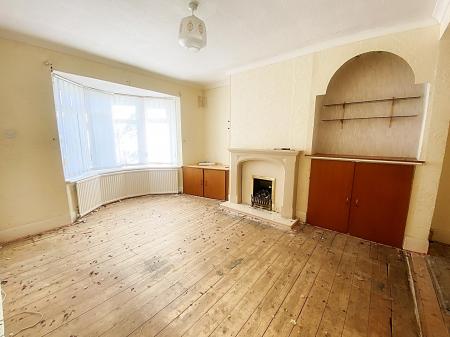Lounge/ Dining Room