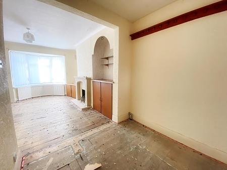 Lounge/ Dining Room