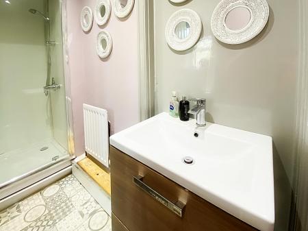 Shower Room/WC