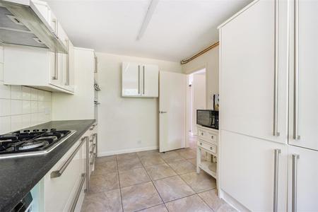 kitchen (1).jpg