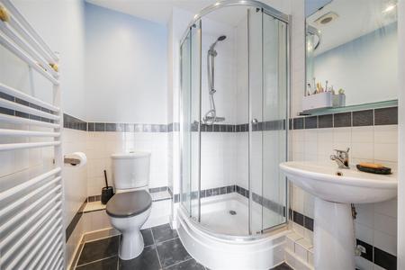 En suite shower room