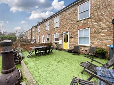 9019193-108385-134136437711822429-1b44903a-d790-06