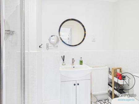 Ensuite Shower Room