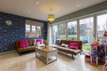 LIVING, DINING.KITCHEN