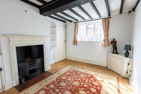 BREAKFAST ROOM/SNUG