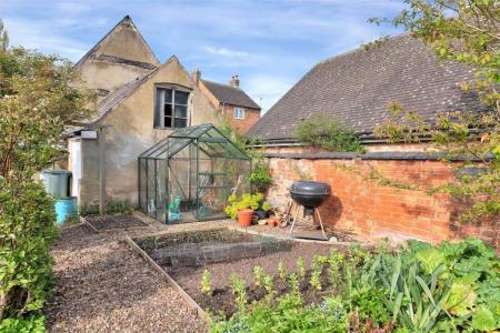 VEGATABLE GARDEN