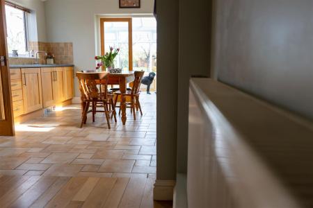 LIVING/DINING/KITCHEN