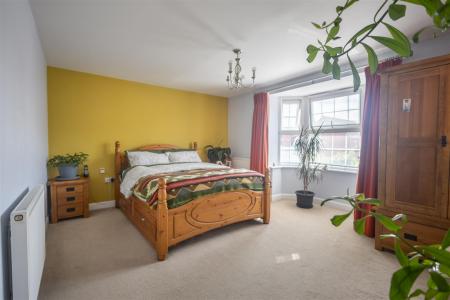 MASTER SUITE