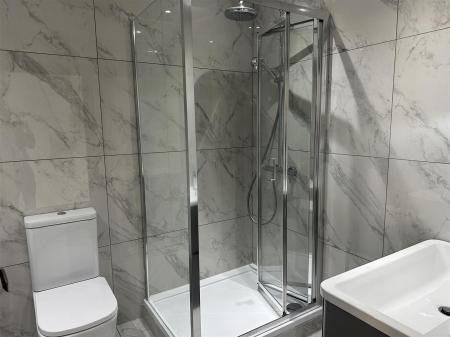 En-Suite Ground Floor