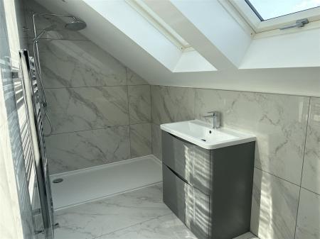 Bedroom One En-Suite