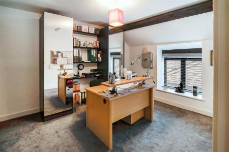 FIRST FLOOR BEDROOM 5