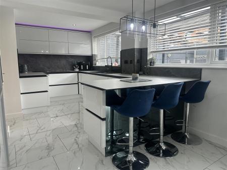 Open Plan Kitchen/Diner