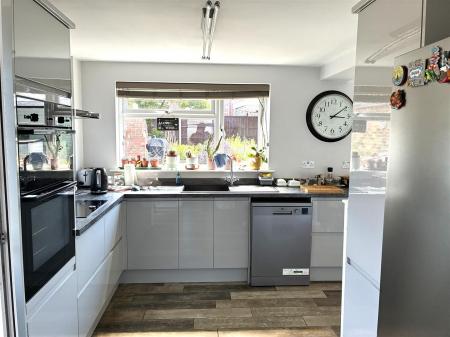LIVING DINING KITCHEN