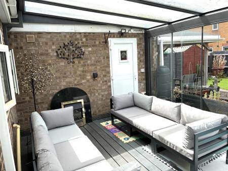 GARDEN ROOM