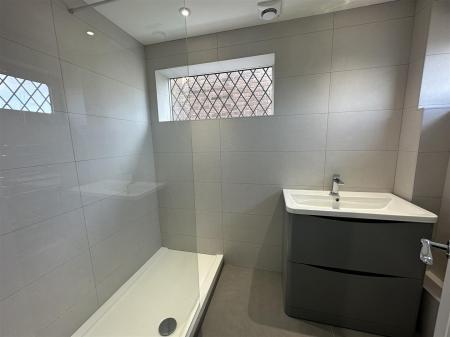 Upstairs Bathroom