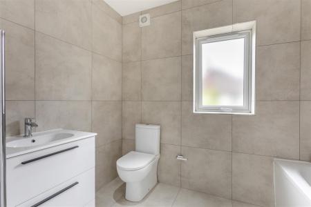 Main Bathroom