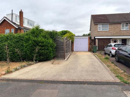 Garage & Parking