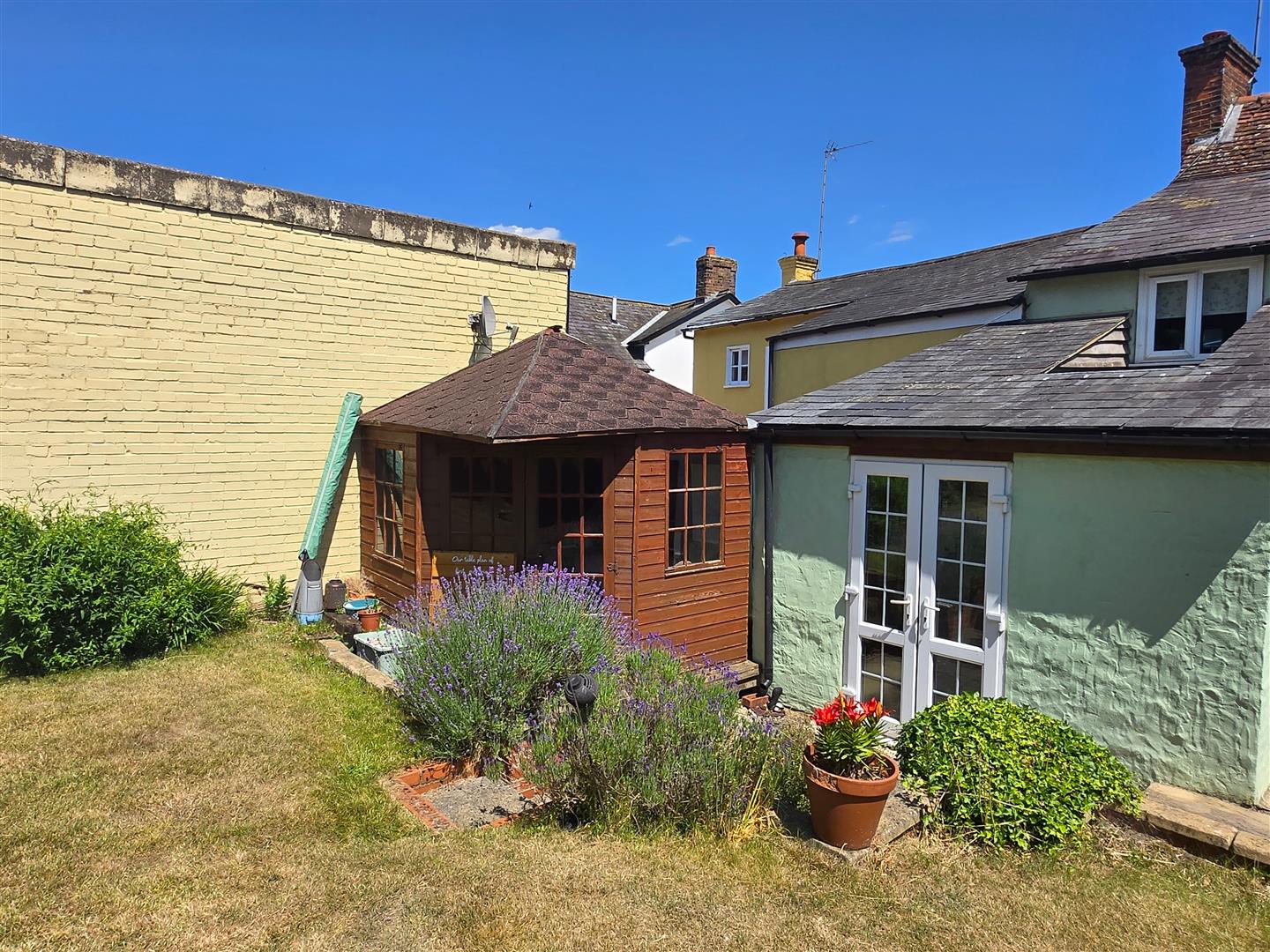 Image for CHAIN FREE - High Street, Puckeridge