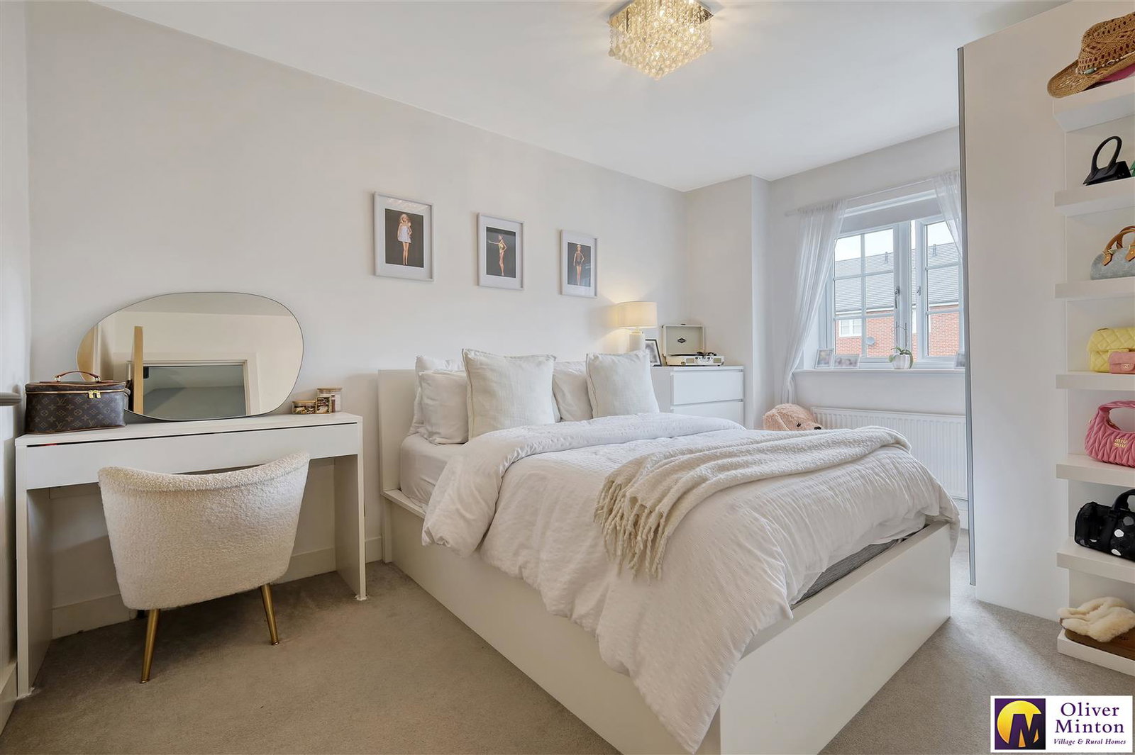 Image for 5 bedroom family home - The Chestnuts, Puckeridge