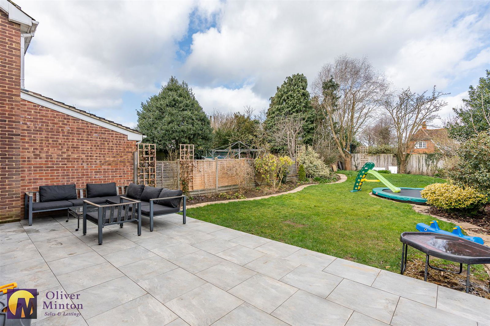 Image for CHAIN FREE - Fishers Mead, Puckeridge