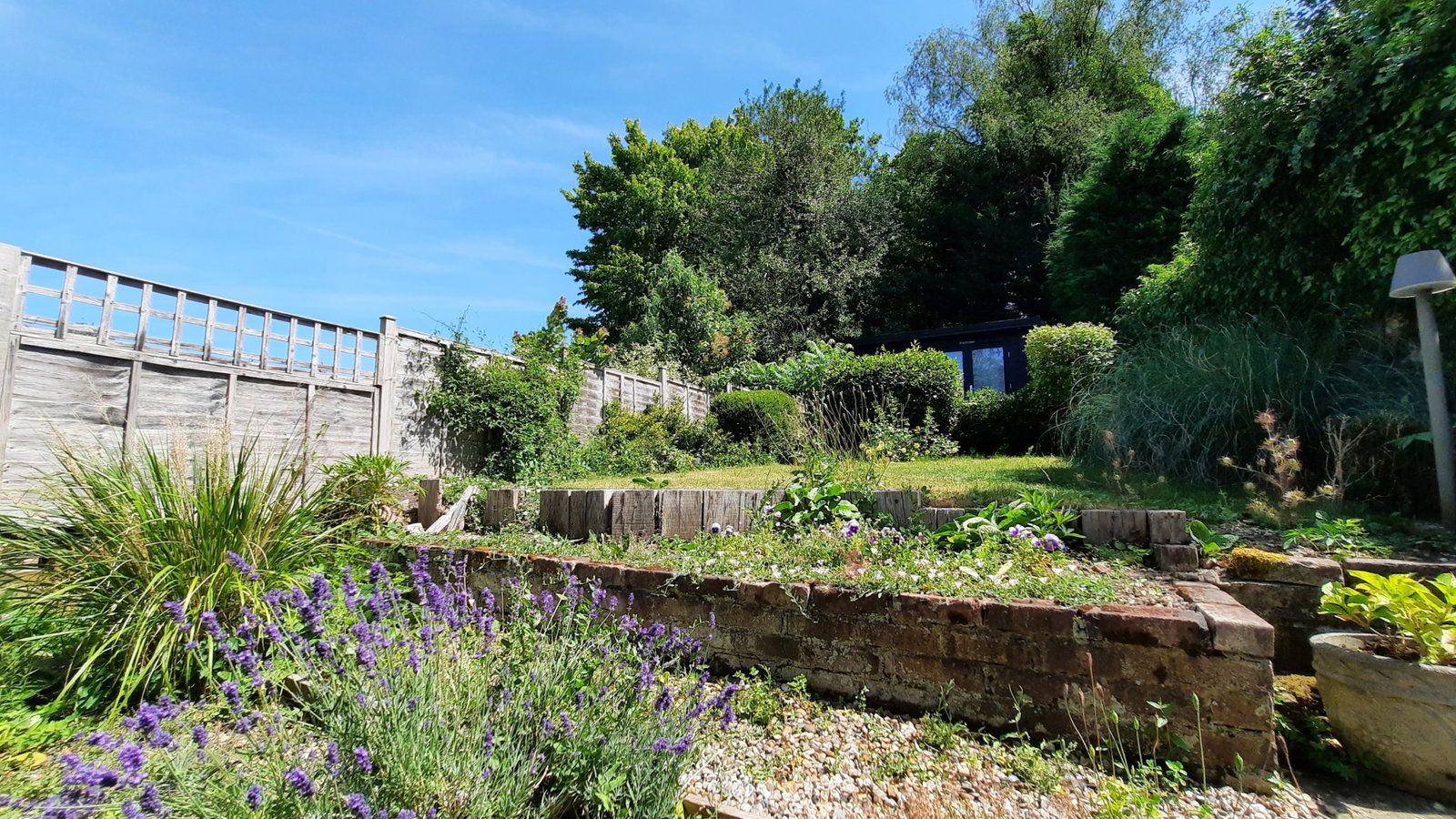 Image for CHAIN FREE Beautiful Cottage - Braughing, Herts