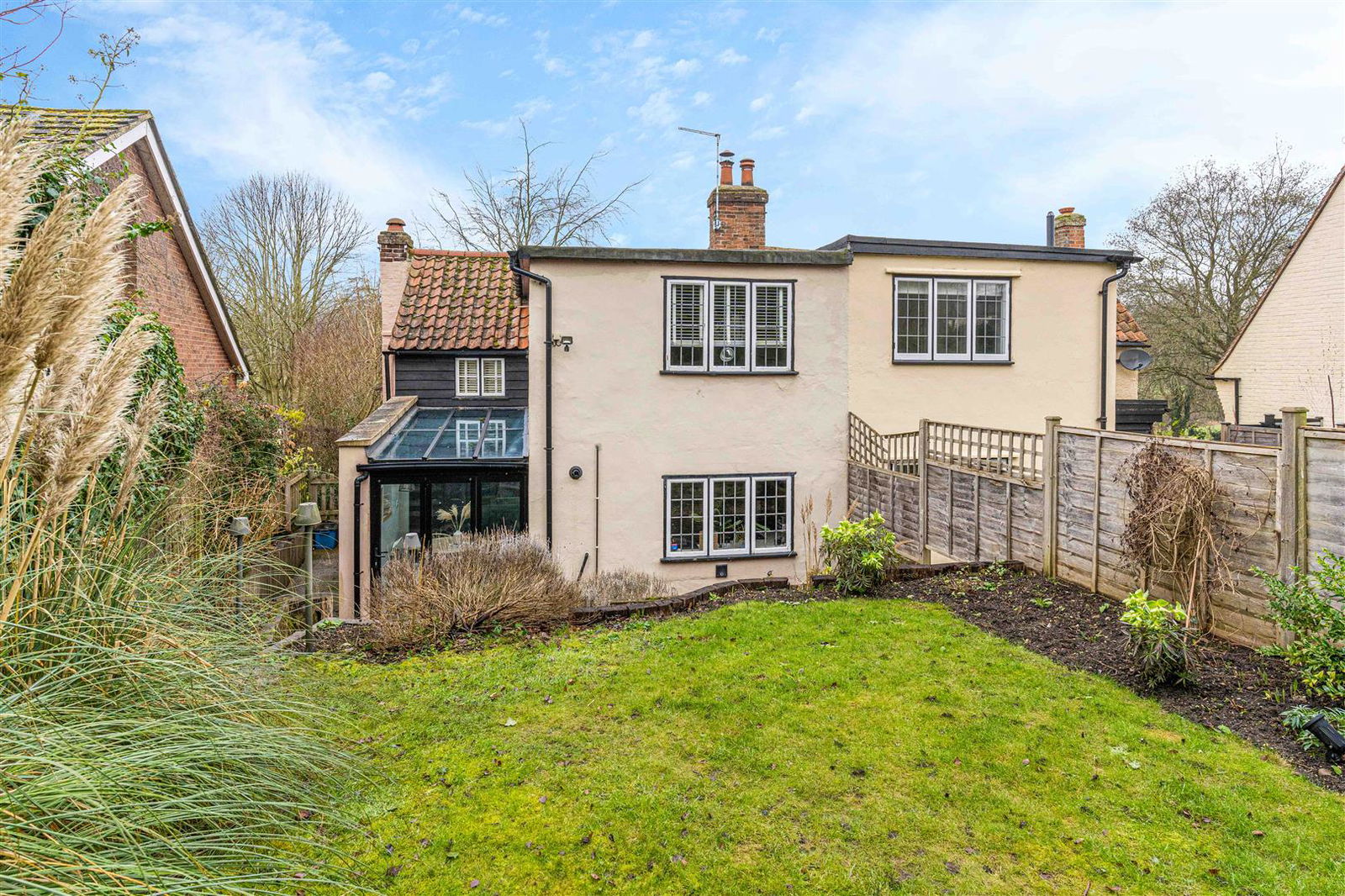 Image for CHAIN FREE Beautiful Cottage - Braughing, Herts