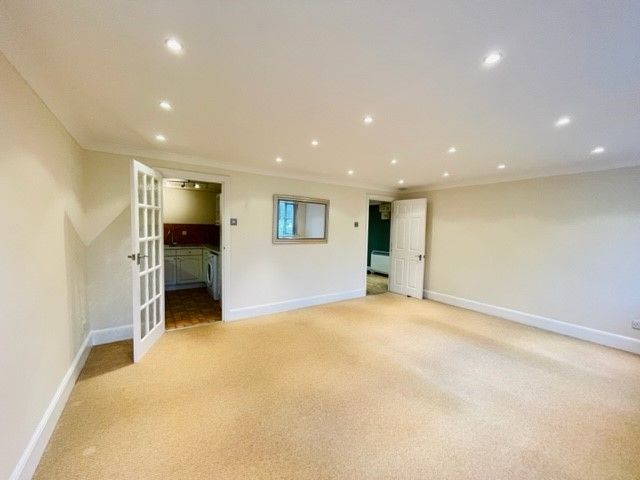 Image for 122 River Meads, Stanstead Abbotts