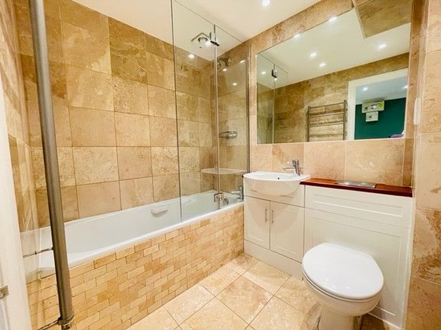 Image for 122 River Meads, Stanstead Abbotts