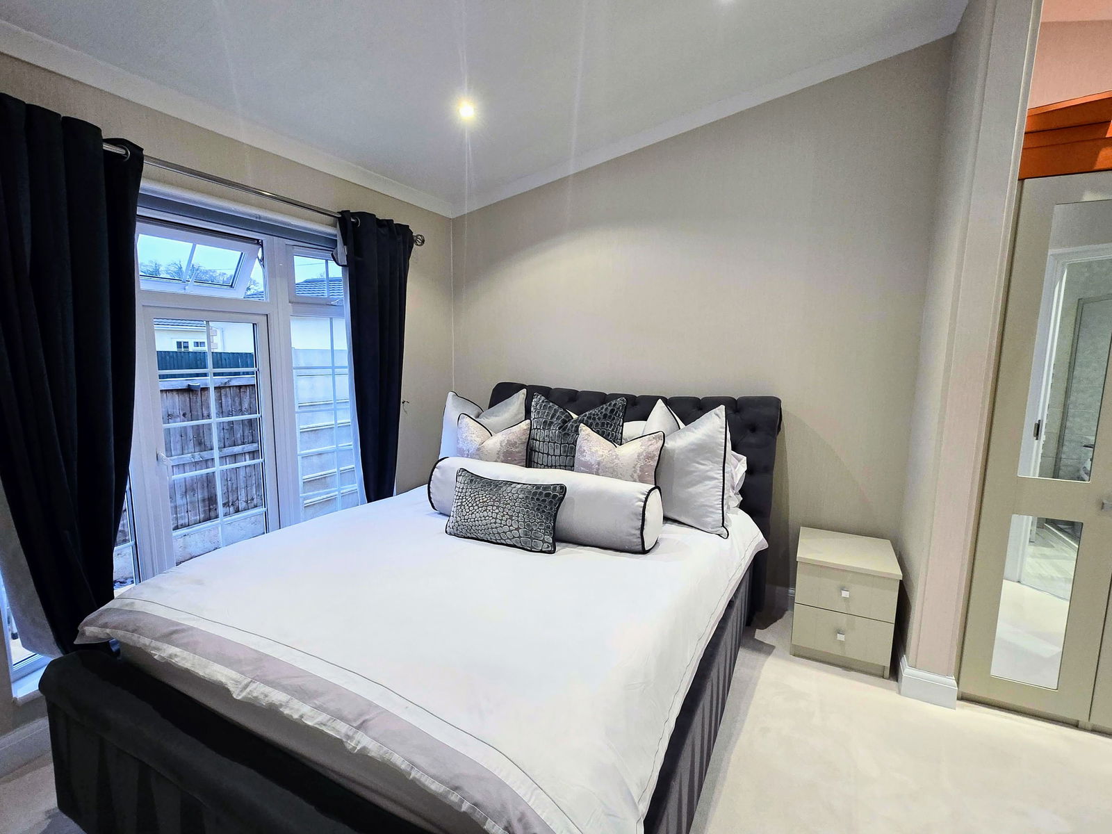 Image for Luxury Residential PARK HOME - Appleacre Park, Fowlmere, Cambs