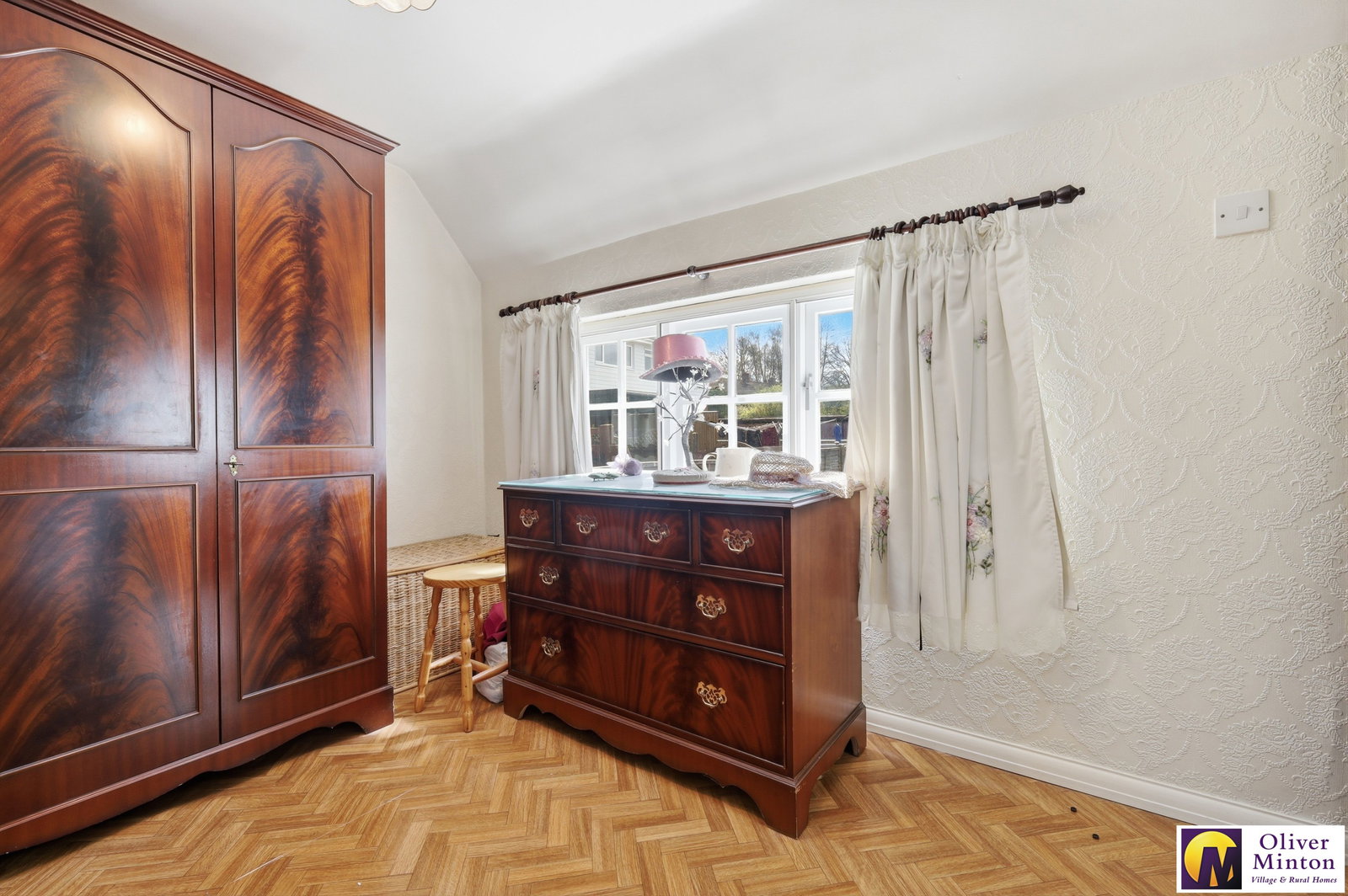 Image for CHAIN FREE - Green Lane, Braughing, Herts