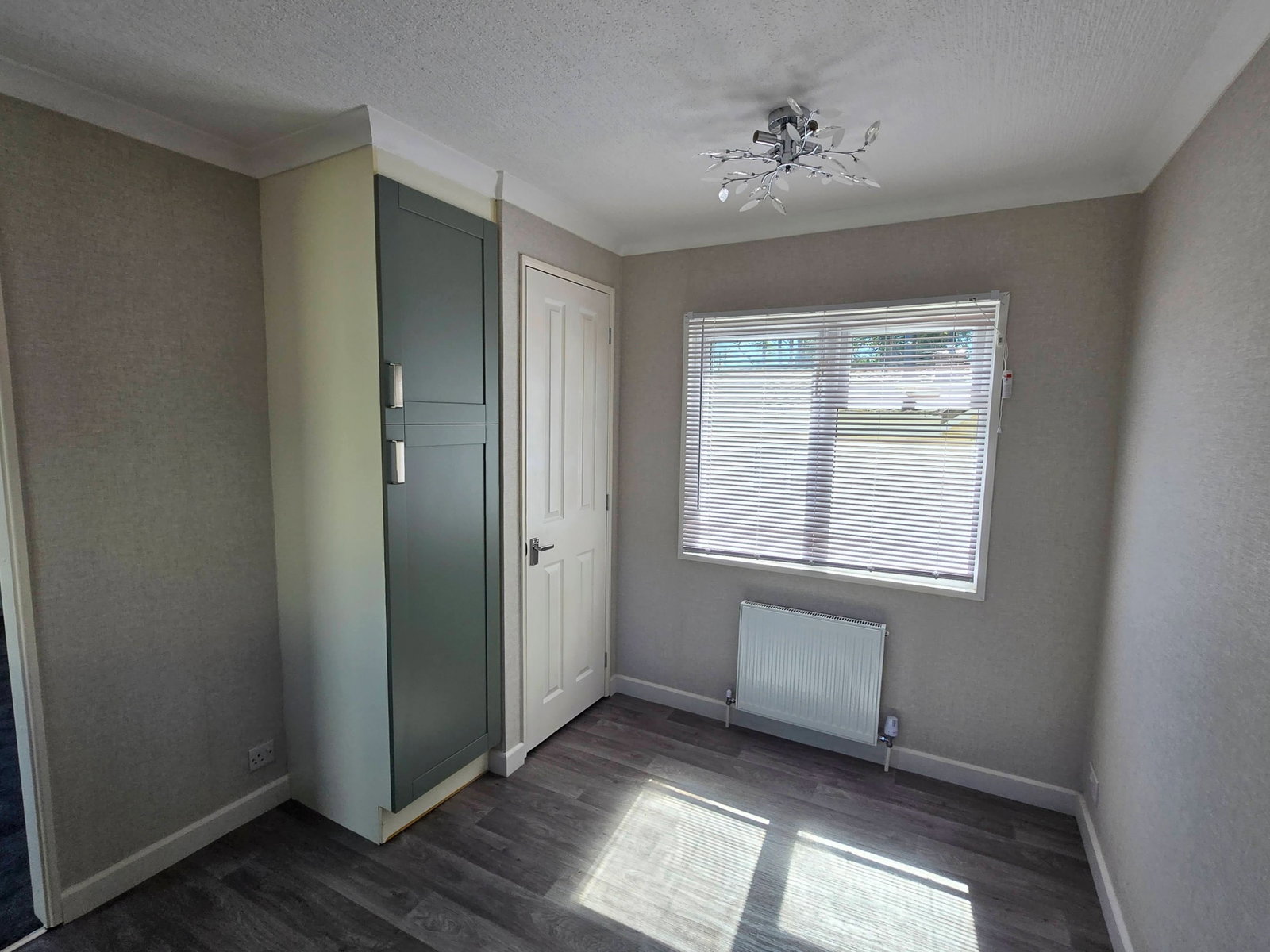 Image for Refurbished PARK HOME for over 50's - Ashleigh Park, Barwick, Nr Ware, Herts