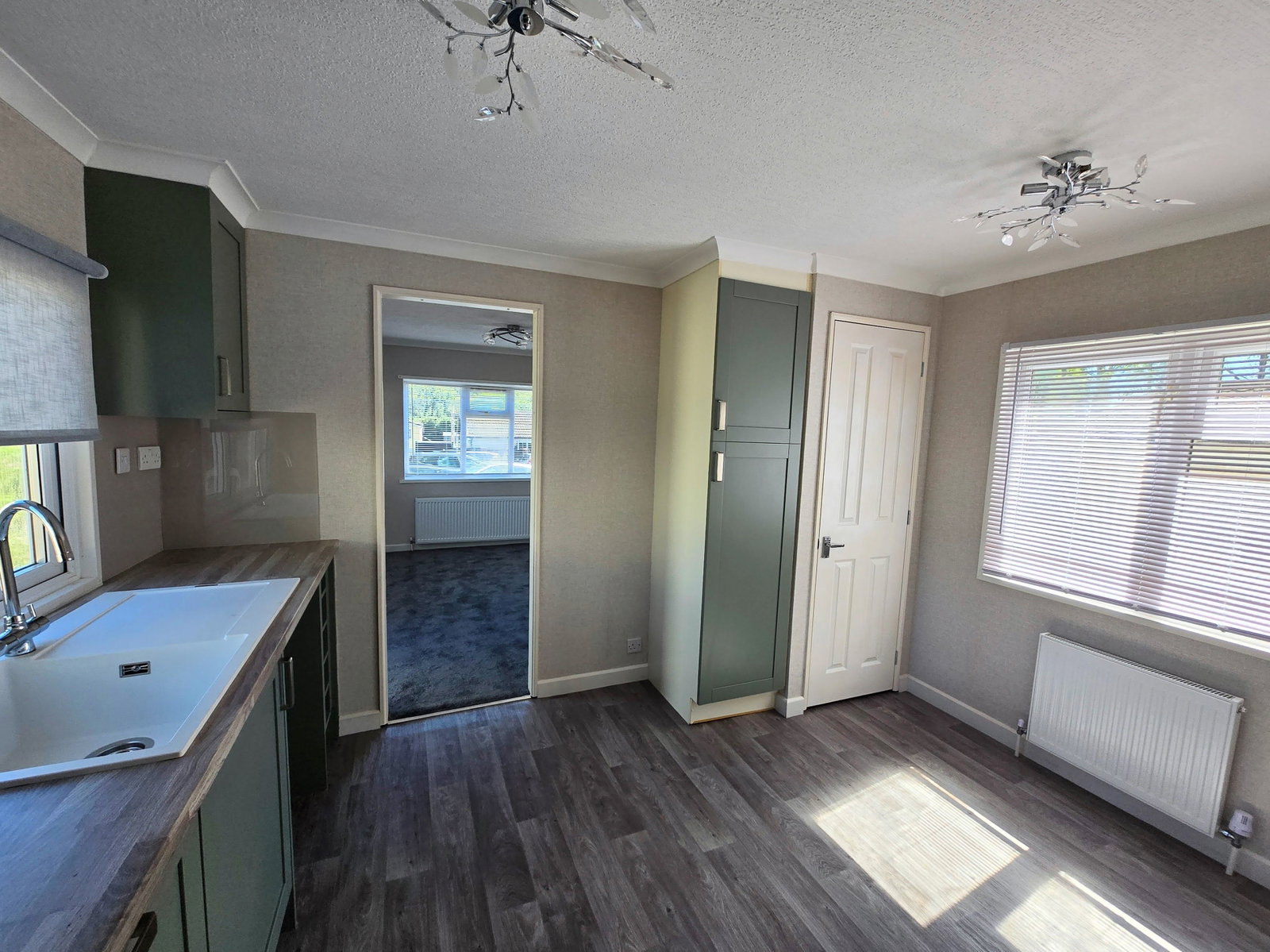 Image for Refurbished PARK HOME for over 50's - Ashleigh Park, Barwick, Nr Ware, Herts
